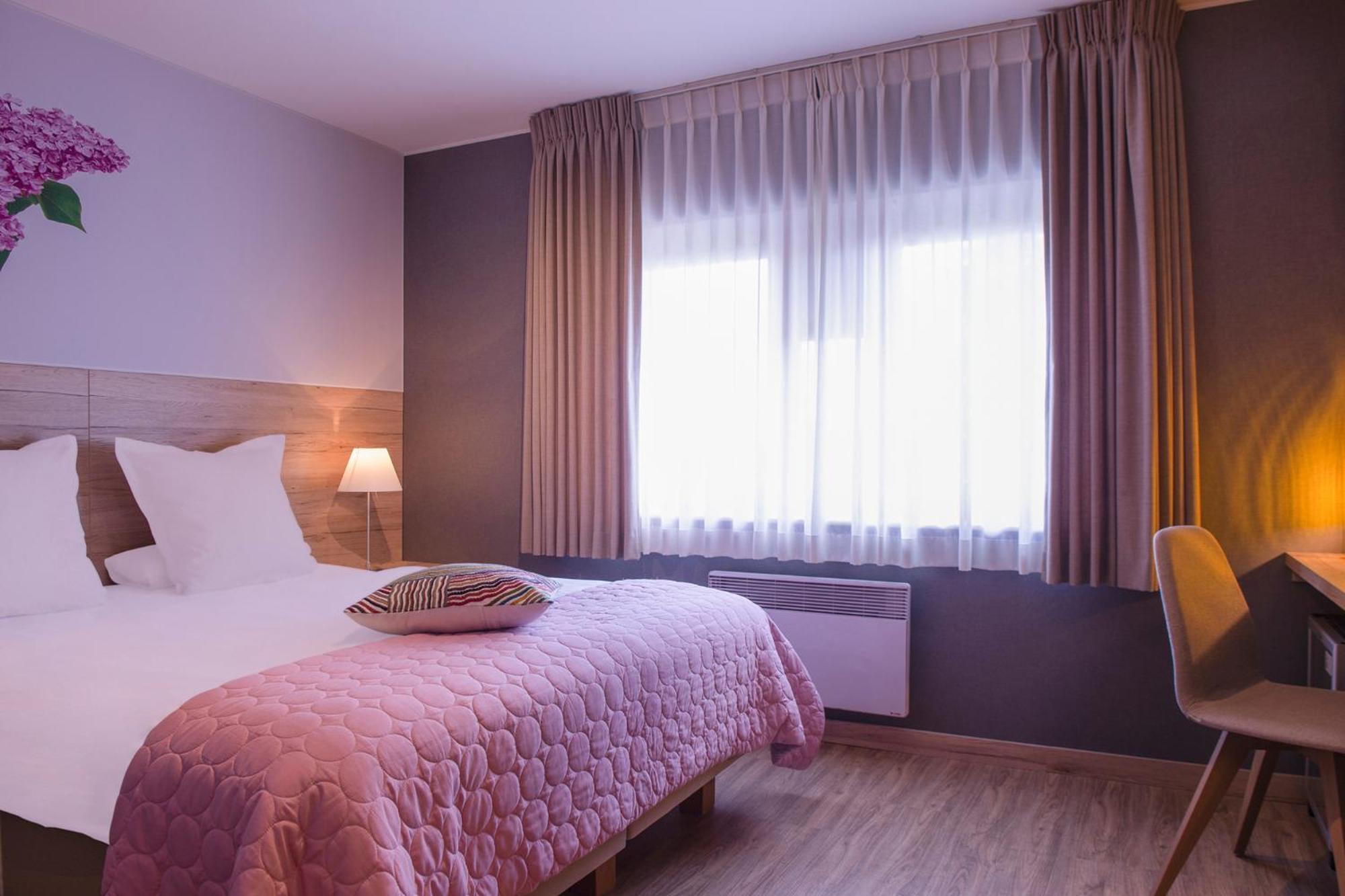 Hostellerie Du Peiffeschof, The Originals Relais Arlon Ngoại thất bức ảnh